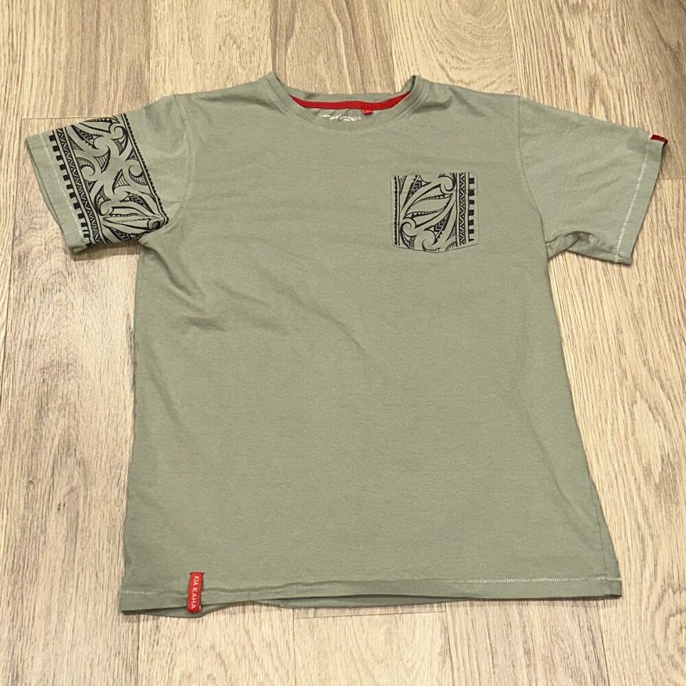 Kia Kaha Pocket T Shirt Mens L (Fits M) Maori Polynesian Tribal Graphic Cotton